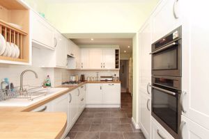 Photo 16- click for photo gallery